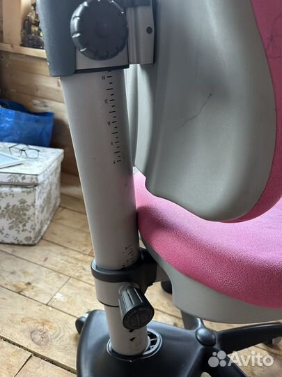 Кресло для школьника регулируемое