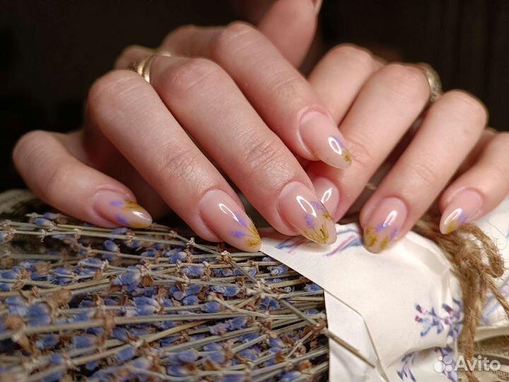 Наращивание ногтей