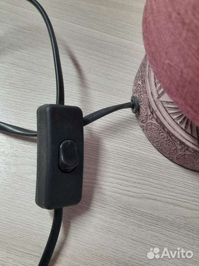 Лампа настольная