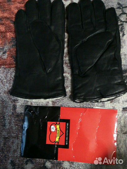 Перчатки