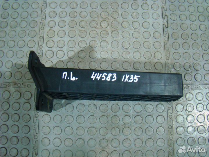 Ix35 Кронштейн усилителя переднего бампера левый