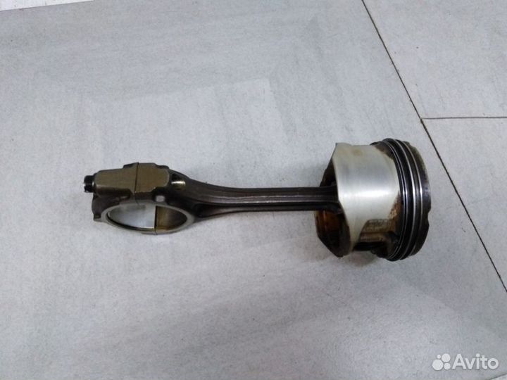 Поршень с шатуном Рено