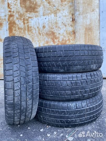 Royal Black Royal Ice 175/70 R13 82S
