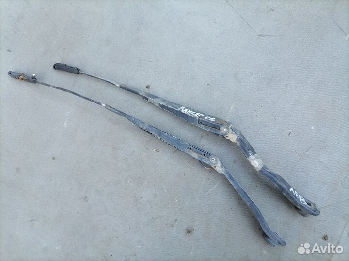 Поводок стеклоочистителя для Mitsubishi Lancer C6