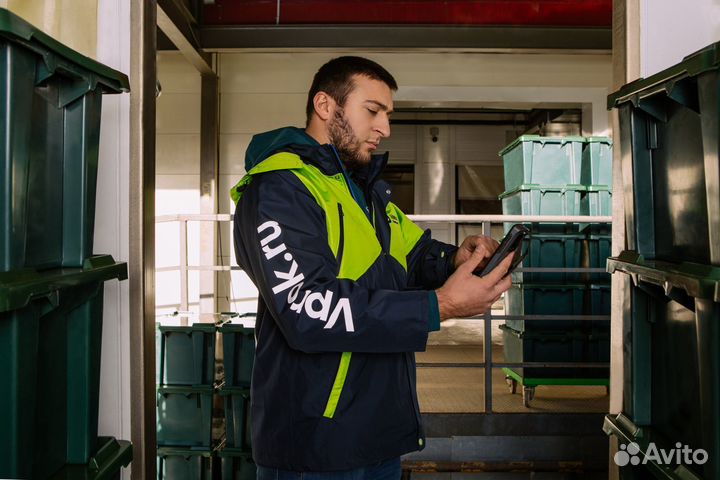 Водитель - экспедитор на служебном авто