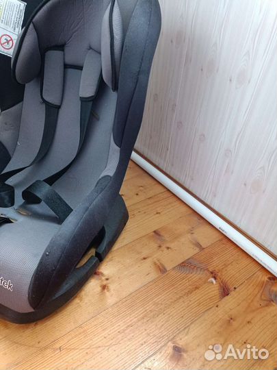 Детское авто кресло