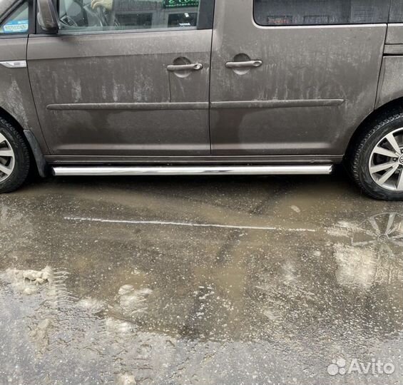 Пороги труба Volkswagen Caddy