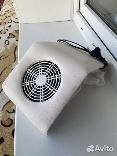 Пылесос для маникюра