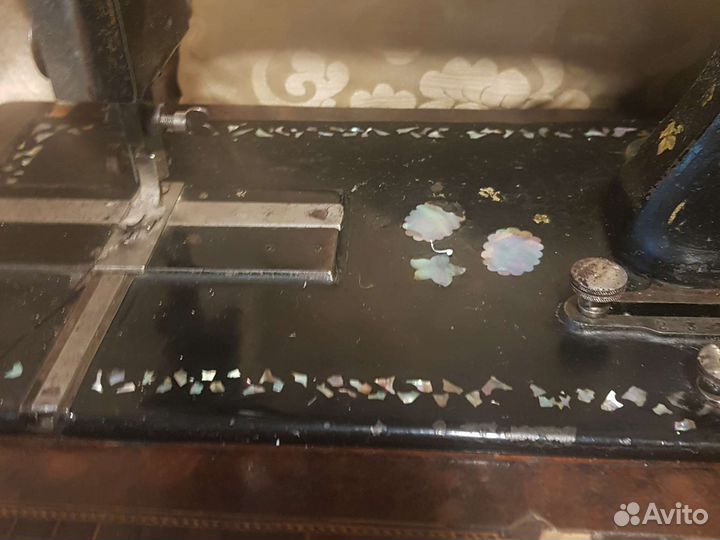 Швейная машинка старинная
