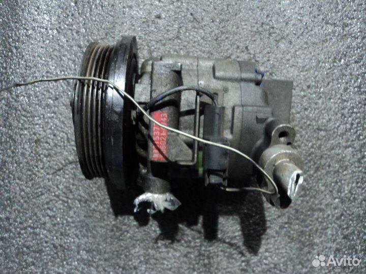 Компрессор кондиционера Mitsubishi Pajero Io H76W