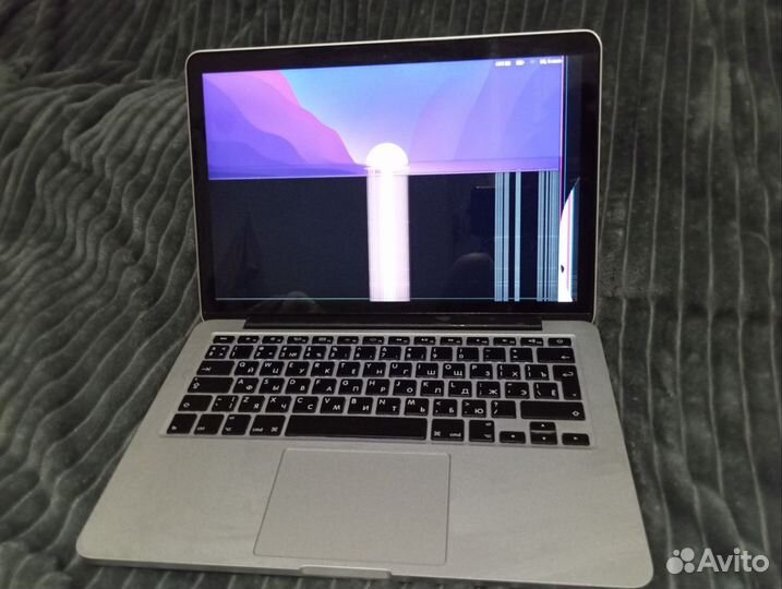 Apple MacBook Pro 13 (2015 год) Model A1502