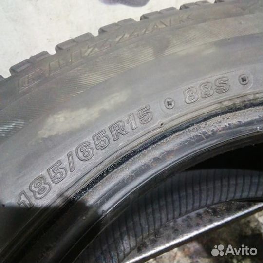 Bridgestone Blizzak VRX 185/65 R15