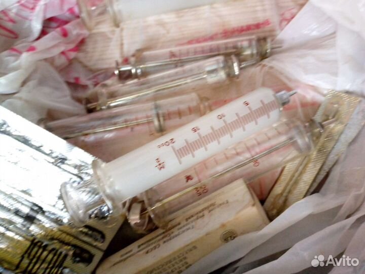Шприцы СССР разные