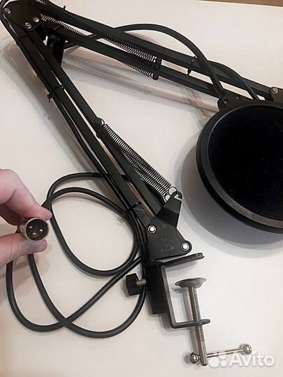 Микрофон Akg p-120