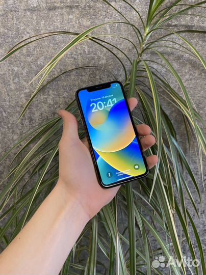 iPhone Xs, 256 ГБ