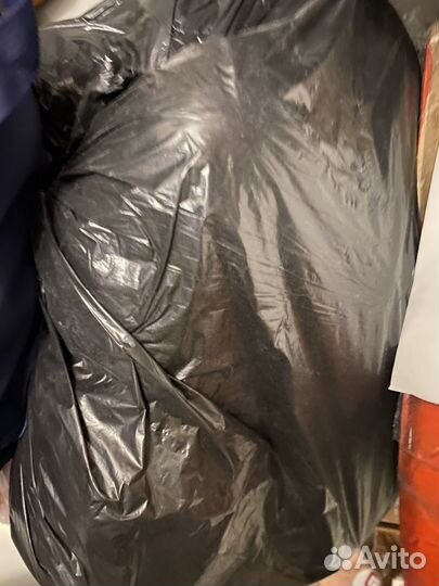 Мягкие игрушки в огромном мешке