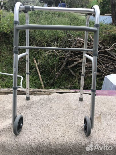 Ходунки для взрослых