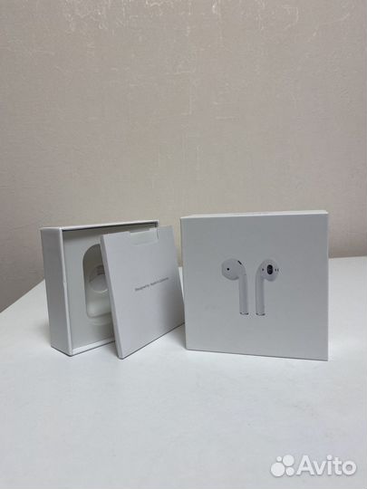 AirPods 2 - коробка