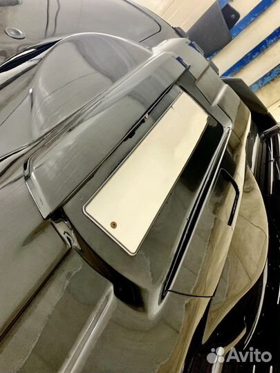 Накладка вместо запаски Mitsubishi Pajero 4