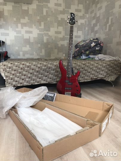 Бас гитара Yamaha trbx174 rm red metallic