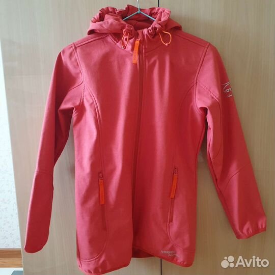 Куртка на девочку 158