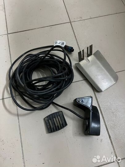 Датчик Lowrance TM150M Airmar