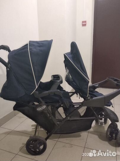 Коляска для погодок Graco. В хорошем состоянии