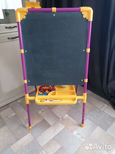 Мольберт детский двухсторонний
