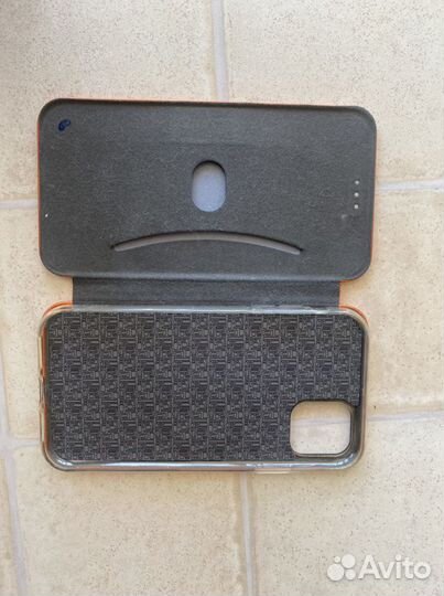 Чехол на iPhone 11