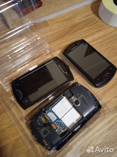 Sony Ericsson Live with Walkman (WT19i)