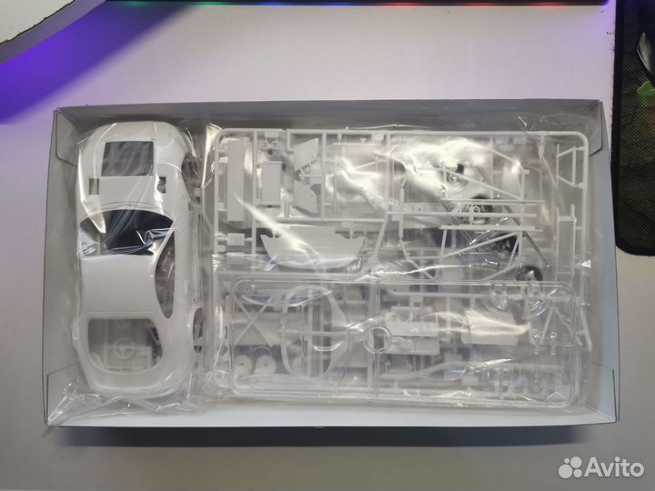 Castrol Toyota Tom's Supra GT 1:24 Tamiya