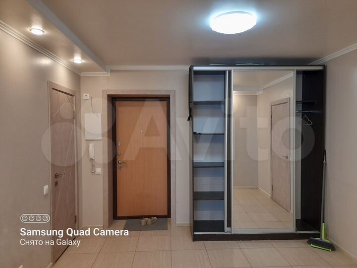 2-к. квартира, 73 м², 1/10 эт.