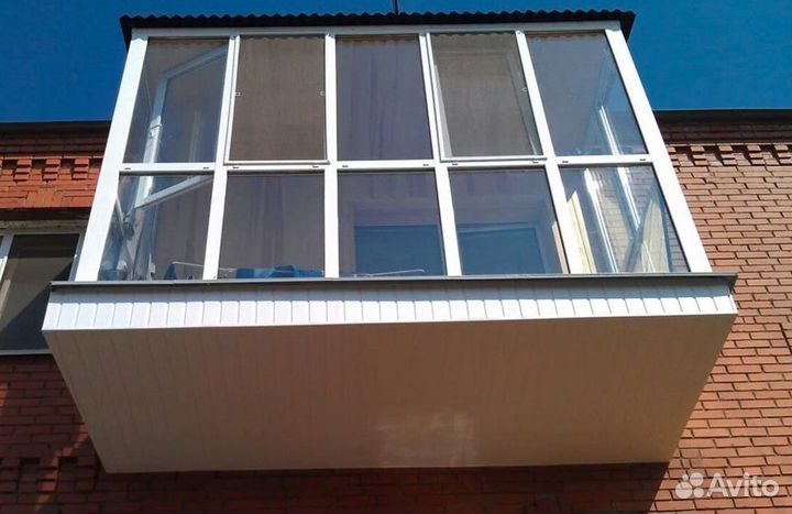 Остекление балконов и лоджий в рассрочку S8555