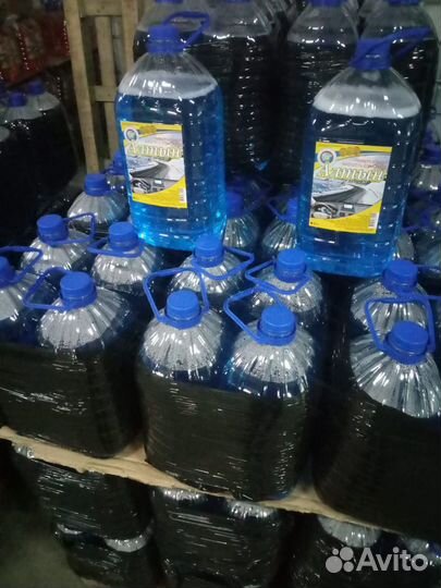 Универсальная жидкость для автомобильных стёкол