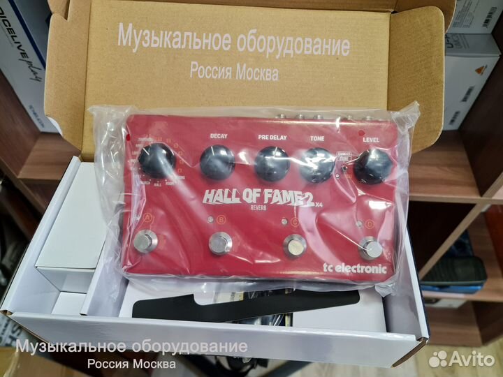 TC Electronic Hall OF Fame 2 X4 reverb педаль