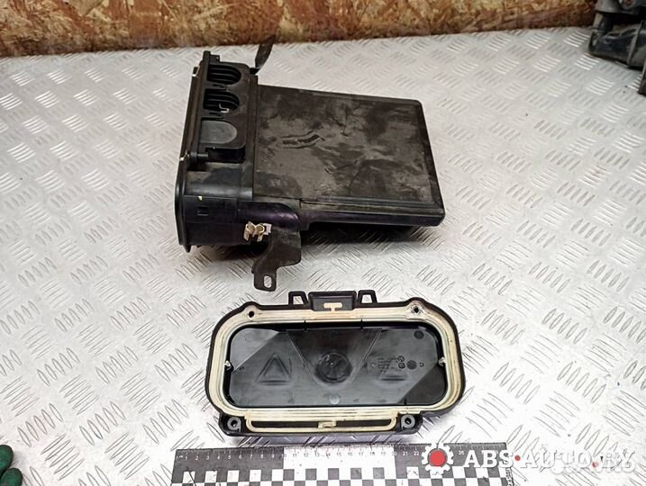 Корпус блока управления двигателем BMW 5 F10/F11