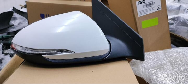 Зеркало левое, правое Hyundai Elantra 2016