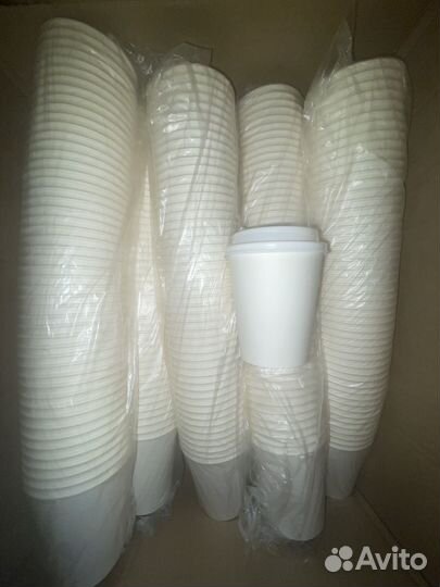 Одноразовые стаканы для кофе