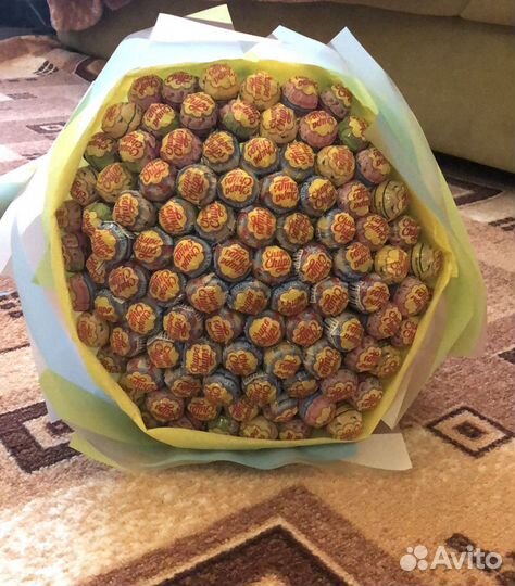 Букеты из чупа-чупсов, kinder, конфет, мармелада