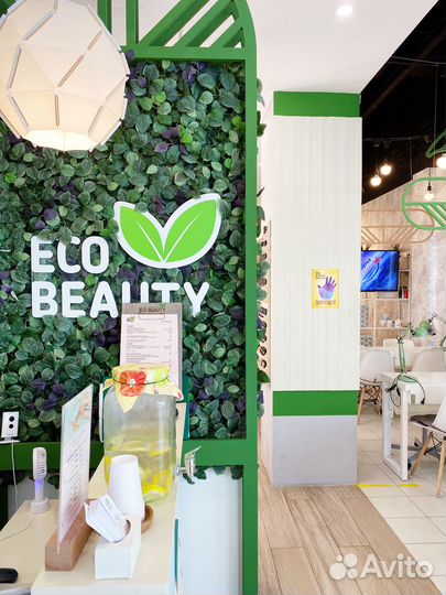 Мастер маникюра