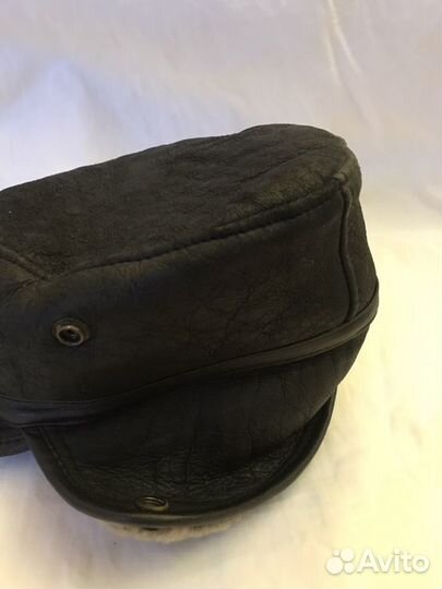 Мужская кожаная кепка