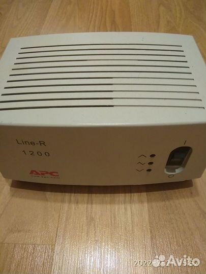 Стабилизатор напряжения APC