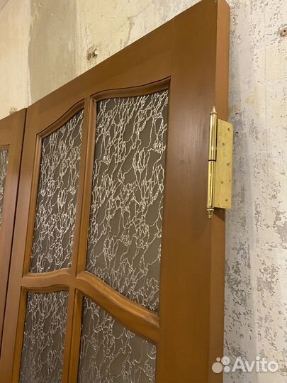 Два дверных полотна -полностью из натур.сосны