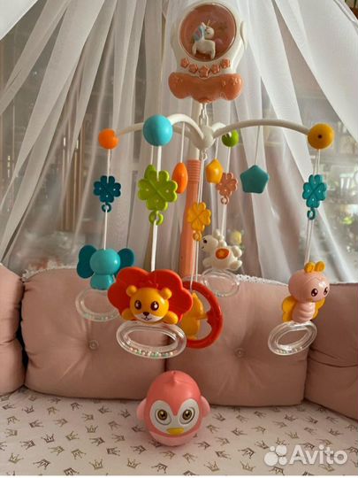Продам мобиль в детскую кроватку