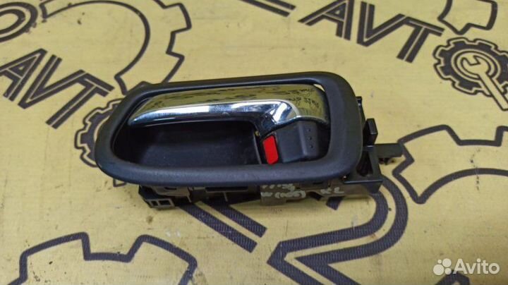 Ручка двери внутренняя задняя левая Suzuki Escudo