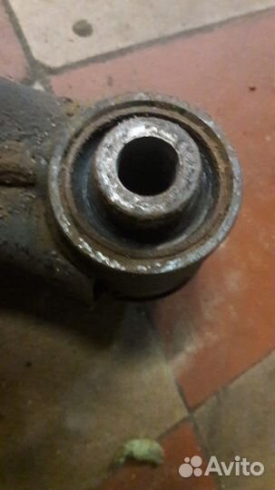 Рычаг передний нижний Kia Sorento 2