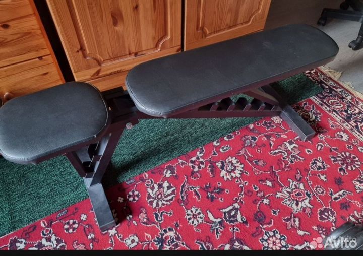 Спортивный инвентарь (блины,гриф,скамья,стойки)