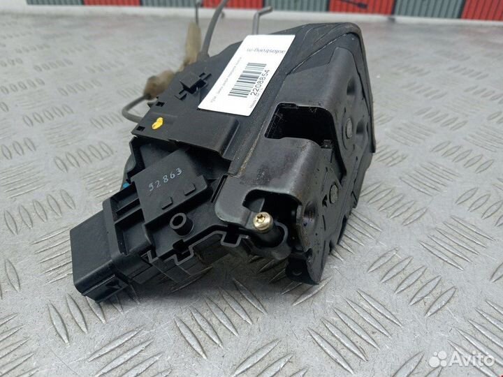 Замок двери передней правой для Mazda 3 BK