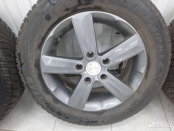 Комплект зимних колёс good year 195/65 R15