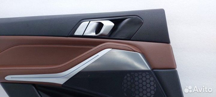 Б/У Обшивка двери С подсветкой. Состояние